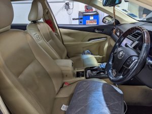 Toyota Camry 2.5 Auto