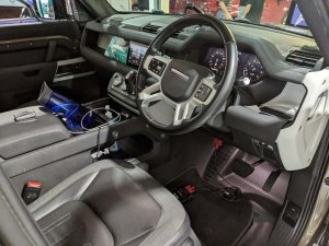 Land Rover Defender 110 2.0p Awd 5 Seater