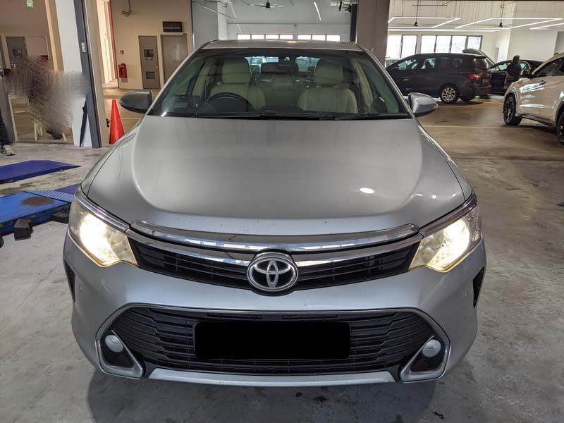 Toyota Camry 2.5 Auto