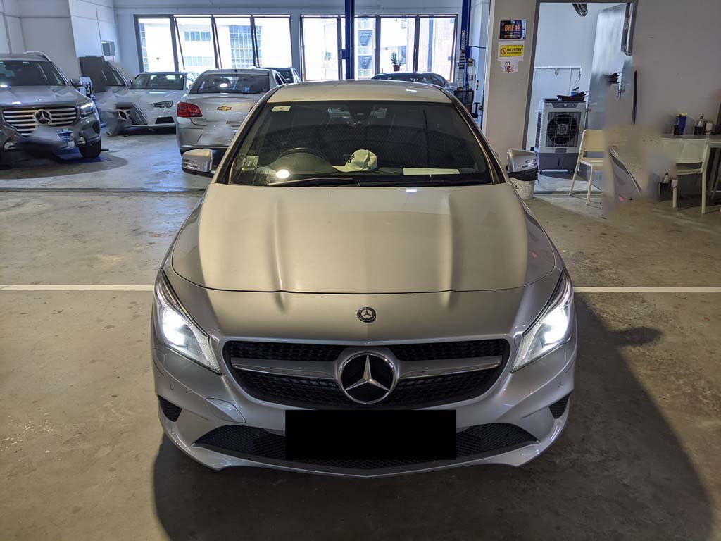 Mercedes Benz Cla180 (r18 Bi)