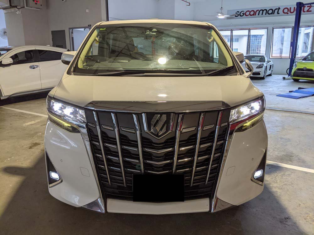 Toyota Alphard 8 Seater 2.5X Cvt