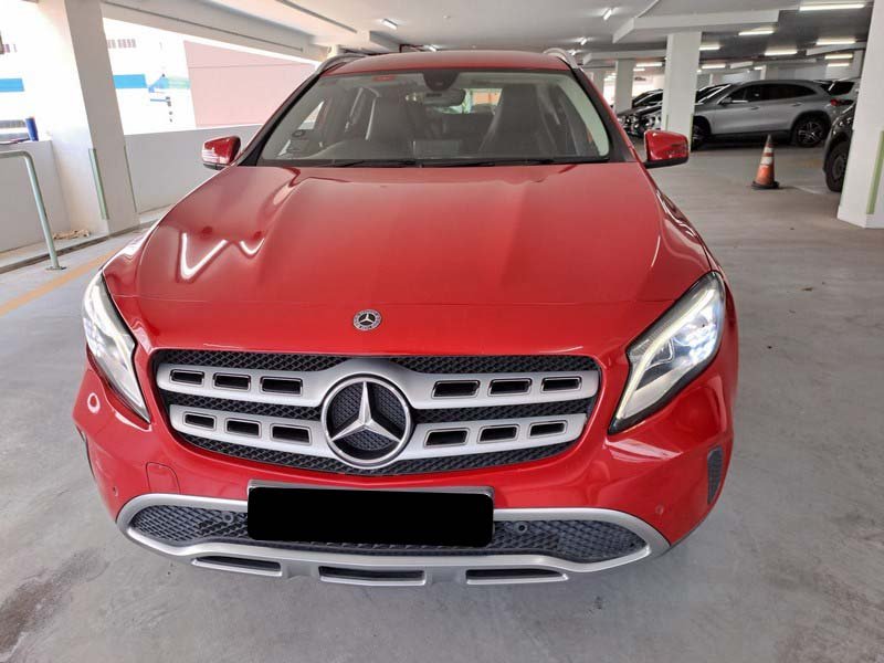 Mercedes Benz Gla180 Urban (r18 Led)