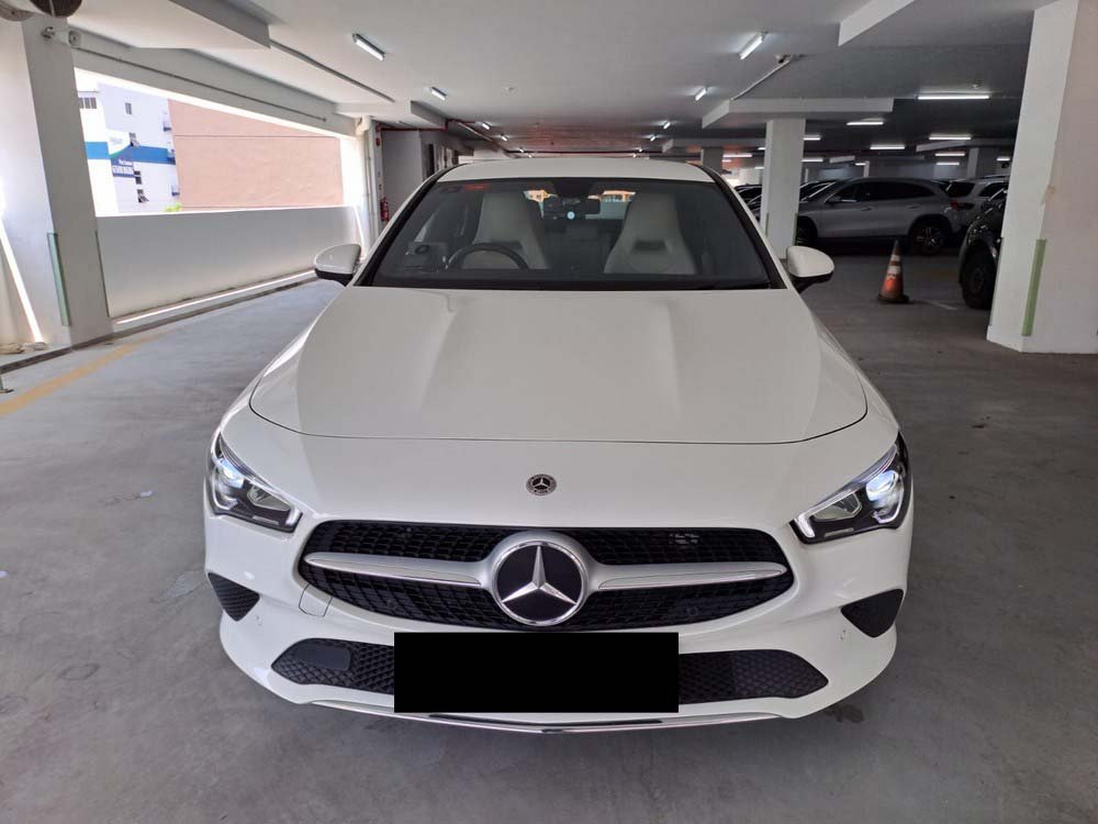 Mercedes Benz CLA200 Progressive (R18 Led)