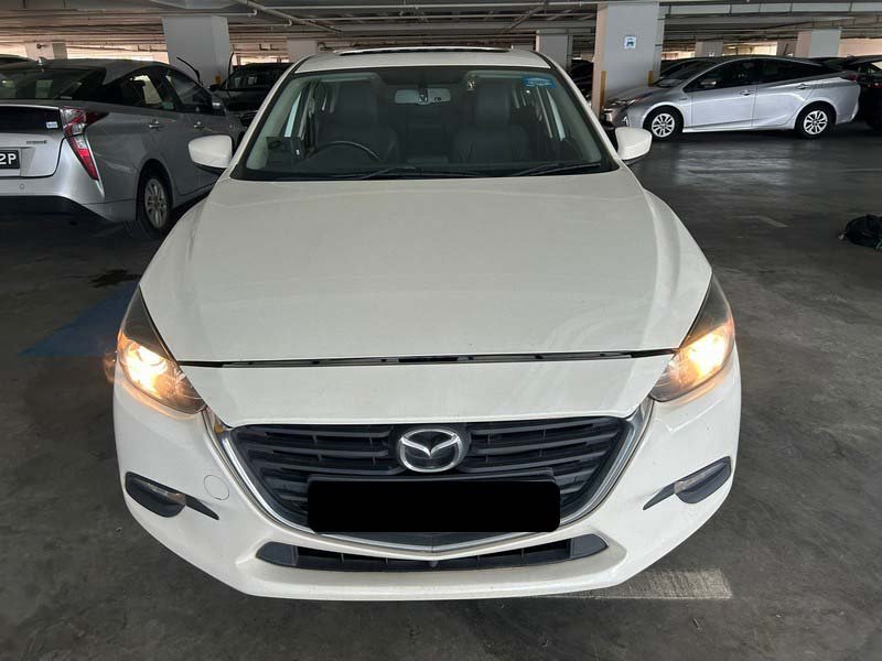 Mazda 3 Sedan 1.5 At Eu6