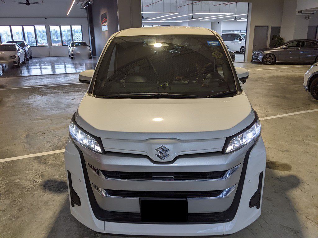 Suzuki Landy Hybrid 1.8g Cvt (Hybrid)