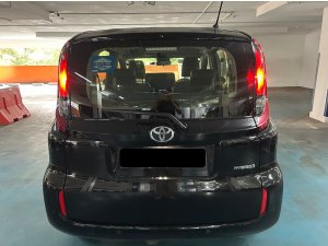 Toyota Sienta Hybrid Standard (Hybrid)