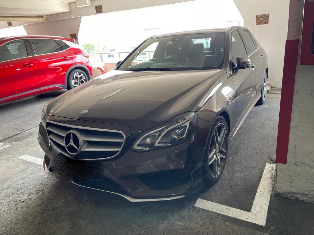 MERCEDES BENZ E200 SEDAN EDITION E (R18 LED SR)