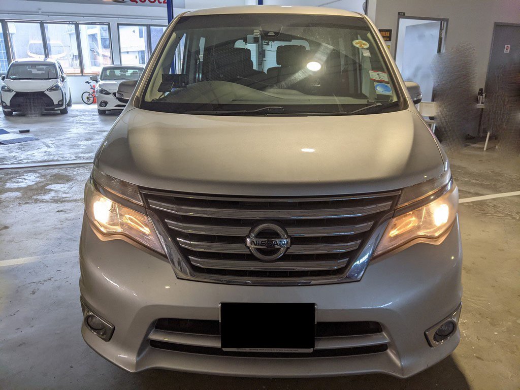 Nissan Serena 2.0g S D/airbag 5dr 2wd (Hybrid)