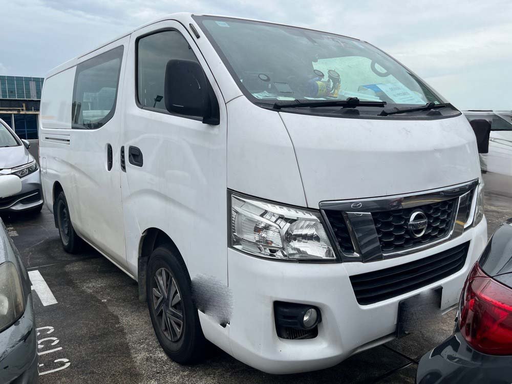 Nissan NV350 Panel Van 2.5 5mt 5dr Euro V (COE Till 05/2029)