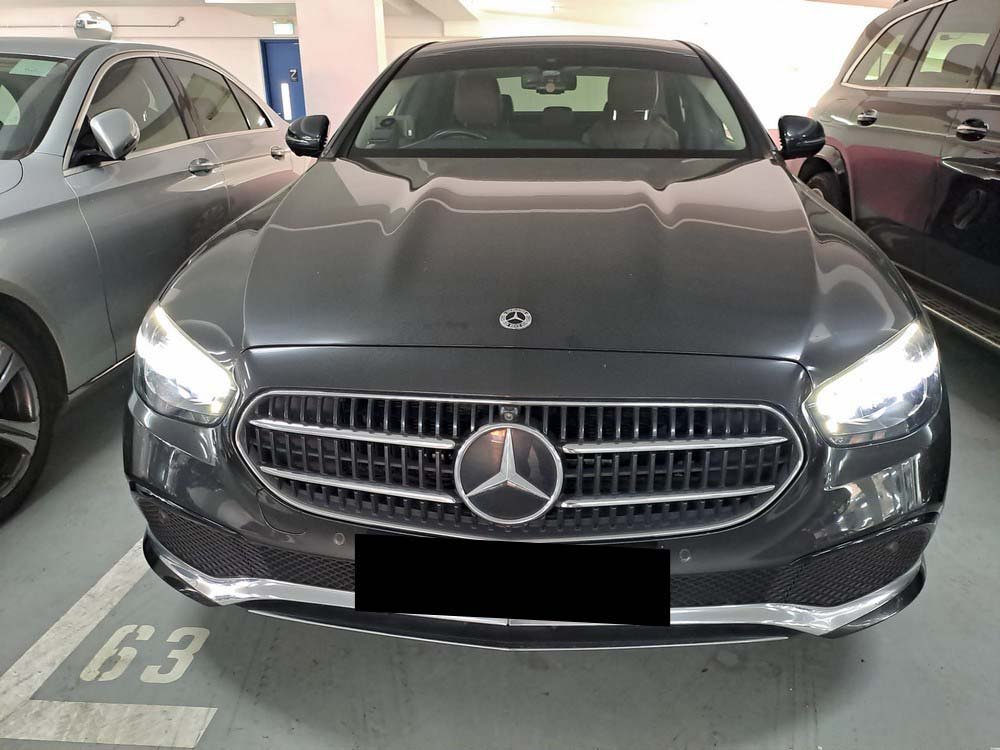 Mercedes Benz E300E Avantgarde FL