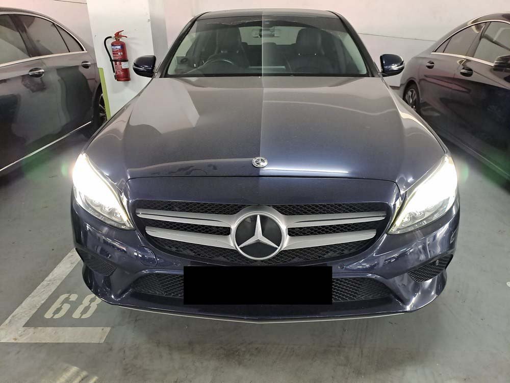 Mercedes Benz C180 Sedan Avg (R17 Led)