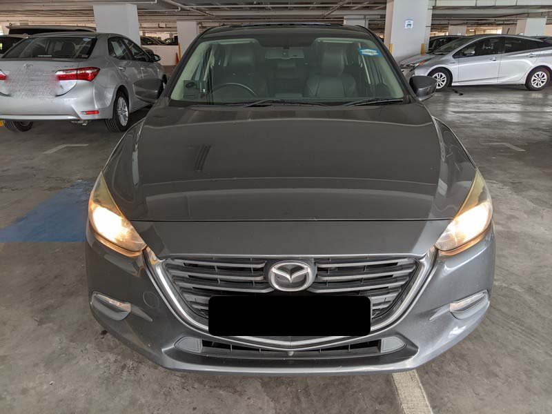 Mazda 3 Sedan 1.5 At Eu6