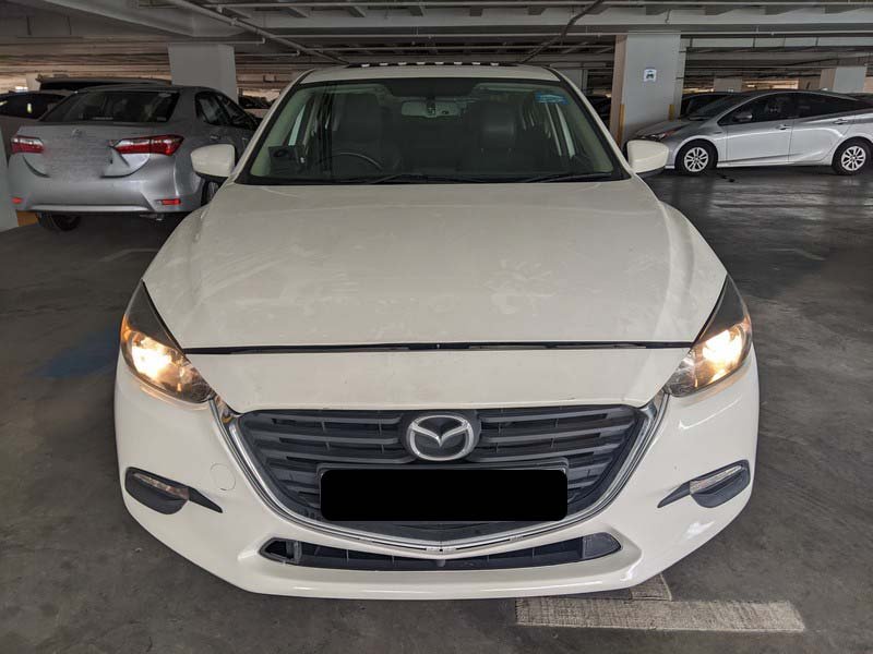 Mazda 3 Sedan 1.5 At Eu6