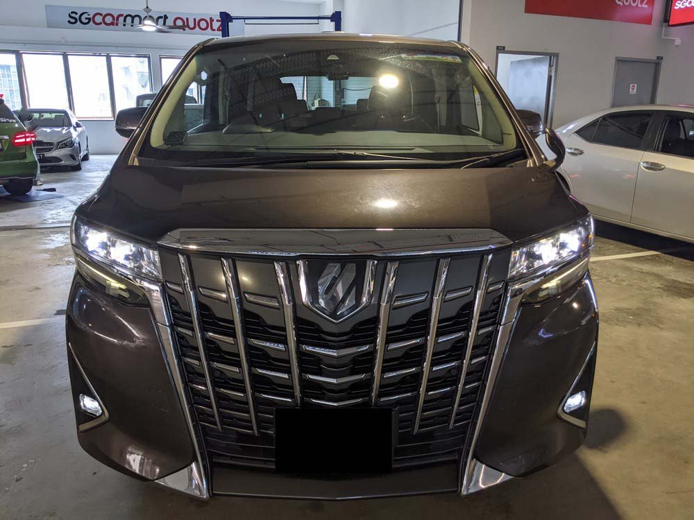 Toyota Alphard 2.5X Cvt