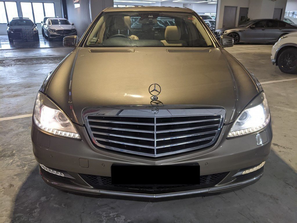 Mercedes Benz S300l (COE Till 10/2029)