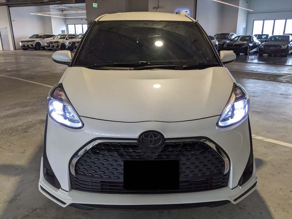 Toyota Sienta 1.5X Cvt