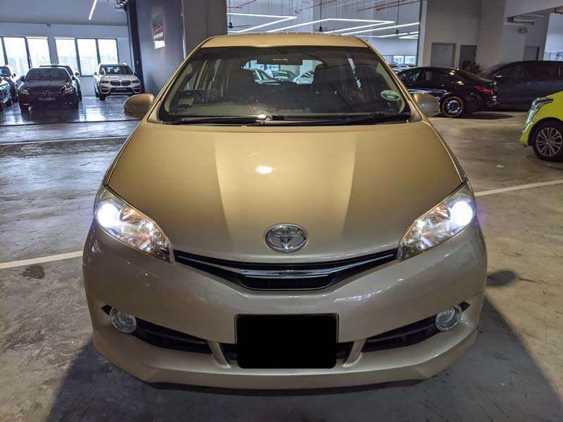 Toyota Wish 1.8 Cvt