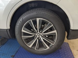 Toyota Harrier Suv (at) (2wd) Premium (Hybrid)