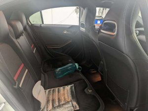 Mercedes Benz A180 (r17) (COE Till 01/2030)