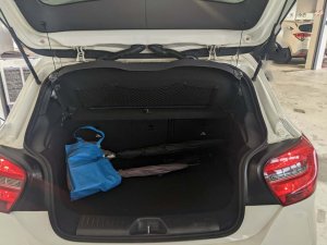 Mercedes Benz A180 (r17) (COE Till 01/2030)