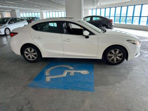 Mazda 3 Sedan 1.5 AT EU6