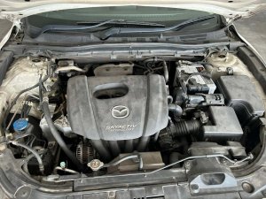Mazda 3 Sedan 1.5 AT EU6