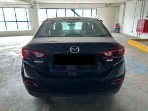 Mazda 3 Sedan 1.5 AT EU6