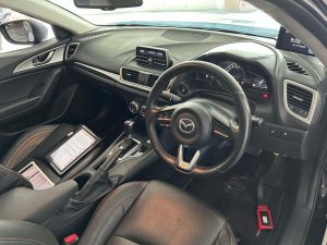 Mazda 3 Sedan 1.5 AT EU6