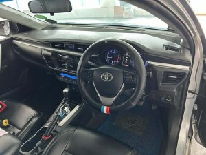 Toyota Corolla Altis Classic 1.6 Cvt