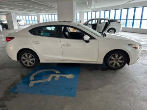 Mazda 3 Sedan 1.5 At Eu6