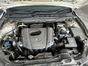 Mazda 3 Sedan 1.5 At Eu6