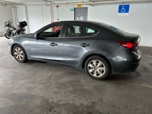 Mazda 3 Sedan 1.5 AT EU6