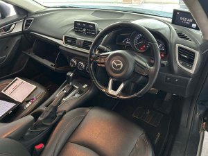 Mazda 3 Sedan 1.5 AT EU6