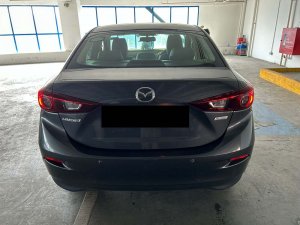 Mazda 3 Sedan 1.5 AT EU6