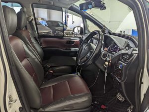 Toyota Noah Hybrid 7 Seaters 1.8x Cvt (Hybrid)