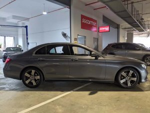 Mercedes Benz E220 D SE