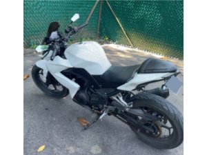 Kawasaki (Body Only) (Scrap/Export Only)