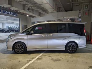 Honda Stepwagon Spada 7 Seater 1.5 Cvt