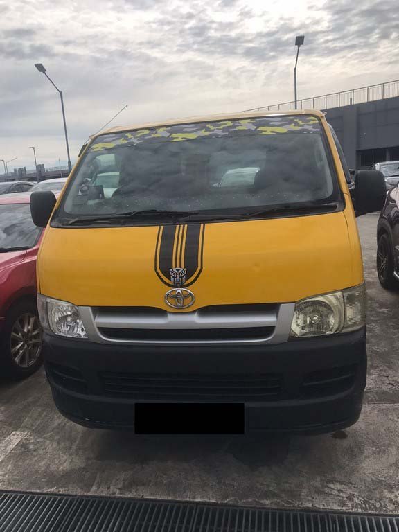 Toyota Hiace Manual (COE Till 12/2026)