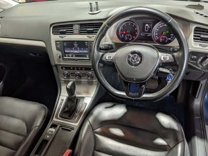 Volkswagen Golf A7 1.4 Tsi AT 5g13gz W/o Hid (COE Till 03/2030)