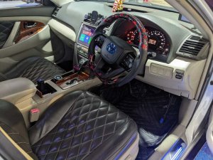 Toyota Camry 2.4 A (COE Till 11/2027) (COE TILL 11/2027)
