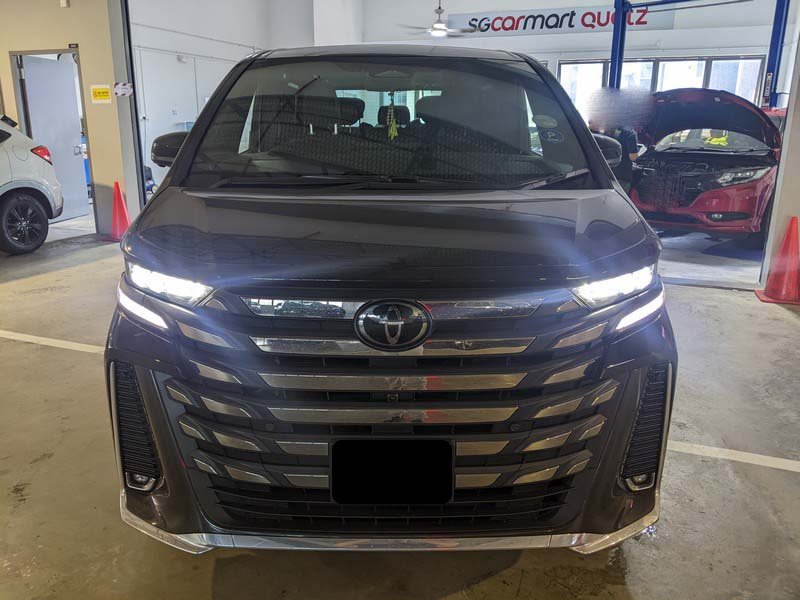 Toyota Vellfire (auto) (Hybrid)
