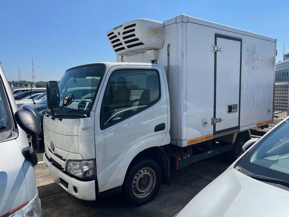Toyota Dyna 150 5MT