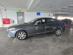 Mazda 3 Sedan 1.5 At Eu6