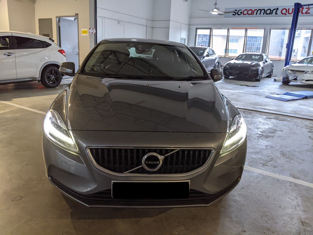 Volvo V40 T2 (a)