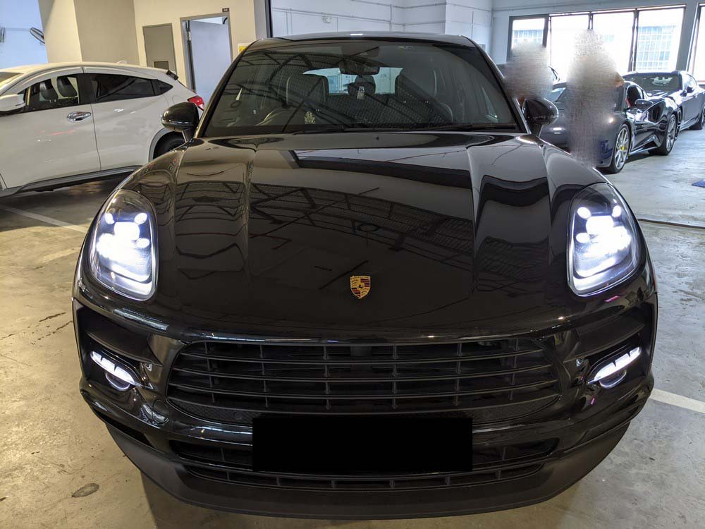 Porsche Macan S A