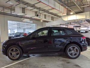 Porsche Macan S A