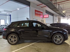 Porsche Macan S A
