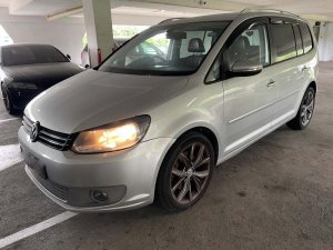 Volkswagen Touran Sport 1.4 TSI AT 1t34c4 (COE Till 01/2031)