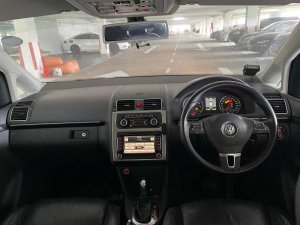 Volkswagen Touran Sport 1.4 TSI AT 1t34c4 (COE Till 01/2031)